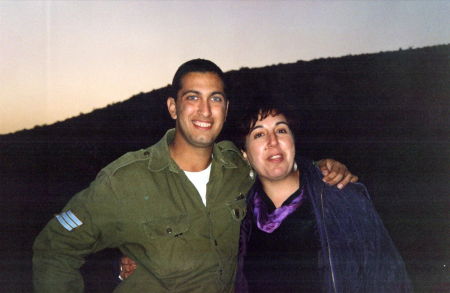 אלון בשירות מבצעי בלבנון