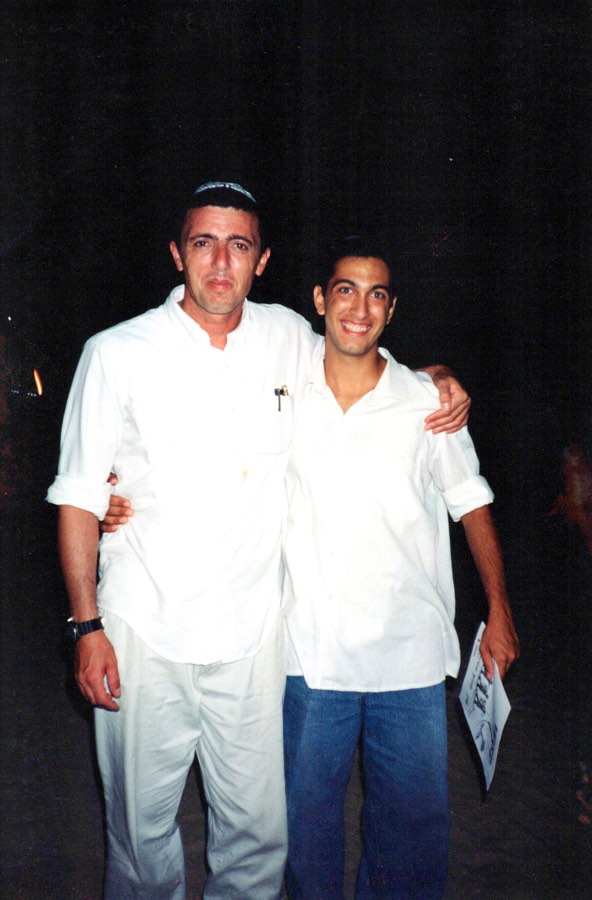 מסיבת סיום במכינת עצמונה, 1994